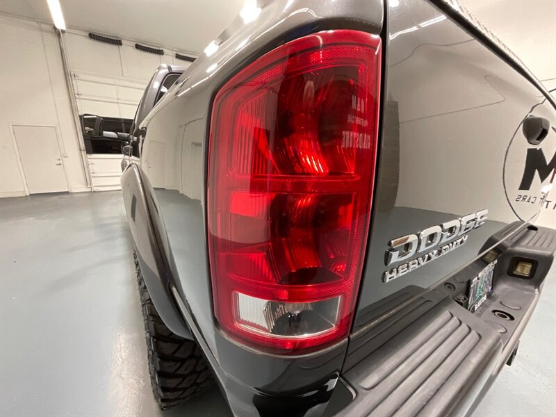 2003 Dodge Ram 2500 SLT Quad Cab 4X4 / 5.9L DIESEL / 6-SPEED MANUAL / SHORT BED / LIFTED w. BRAND NEW 35inc MUD TIRES/ LOCAL OREGON TRUCK w. ZERO RUST - Photo 28 - Gladstone, OR 97027