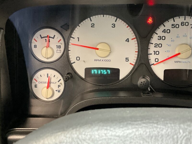 2003 Dodge Ram 2500 SLT Quad Cab 4X4 / 5.9L DIESEL / 6-SPEED MANUAL / SHORT BED / LIFTED w. BRAND NEW 35inc MUD TIRES/ LOCAL OREGON TRUCK w. ZERO RUST - Photo 53 - Gladstone, OR 97027