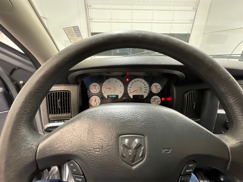 2003 Dodge Ram 2500 SLT Quad Cab 4X4 / 5.9L DIESEL / 6-SPEED MANUAL / SHORT BED / LIFTED w. BRAND NEW 35inc MUD TIRES/ LOCAL OREGON TRUCK w. ZERO RUST - Photo 44 - Gladstone, OR 97027