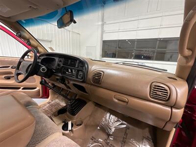 1998 Dodge Ram 2500 Laramie SLT 5-SPEED MANUAL / 5.9L CUMMINS DIESEL / REGULAR CAB / ZERO RUST / 24-Valve Cummins - Photo 15 - Gladstone, OR 97027