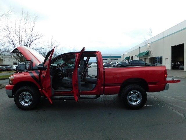 2006 Dodge Ram 1500 SLT SLT 4dr Quad Cab / 4X4 / 5.7L HEMI / Excel Con   - Photo 31 - Portland, OR 97217