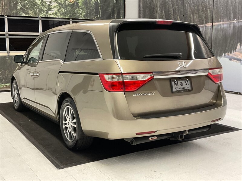 2011 Honda Odyssey EX Mini Van / 8-Passenger/TIMING BELT SERVICE DONE  / Backup Camera / Excel Cond / 106,000 MILES - Photo 7 - Gladstone, OR 97027