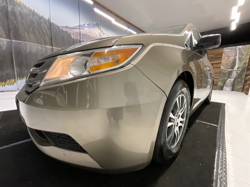 2011 Honda Odyssey EX Mini Van / 8-Passenger/TIMING BELT SERVICE DONE  / Backup Camera / Excel Cond / 106,000 MILES - Photo 26 - Gladstone, OR 97027