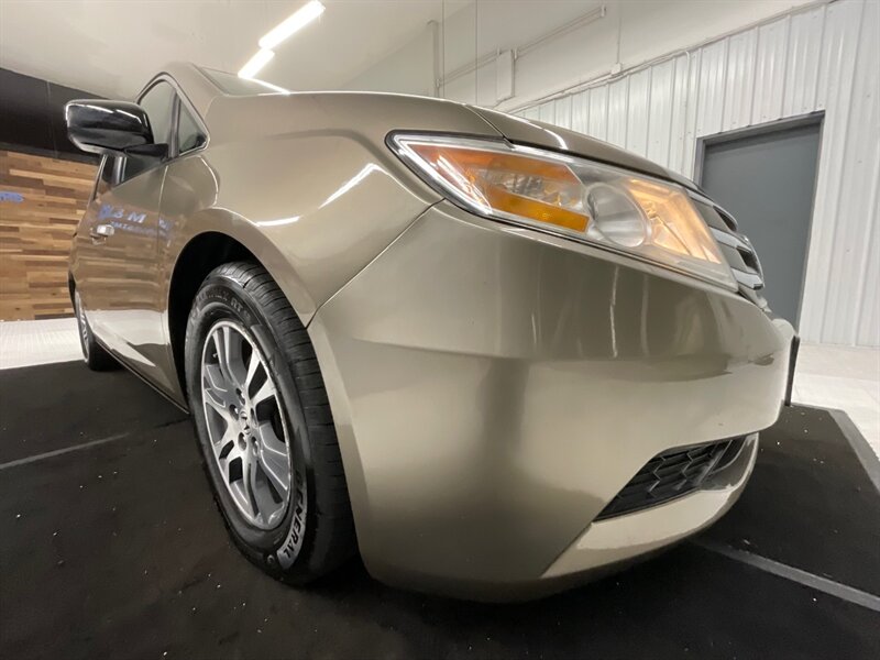 2011 Honda Odyssey EX Mini Van / 8-Passenger/TIMING BELT SERVICE DONE  / Backup Camera / Excel Cond / 106,000 MILES - Photo 27 - Gladstone, OR 97027