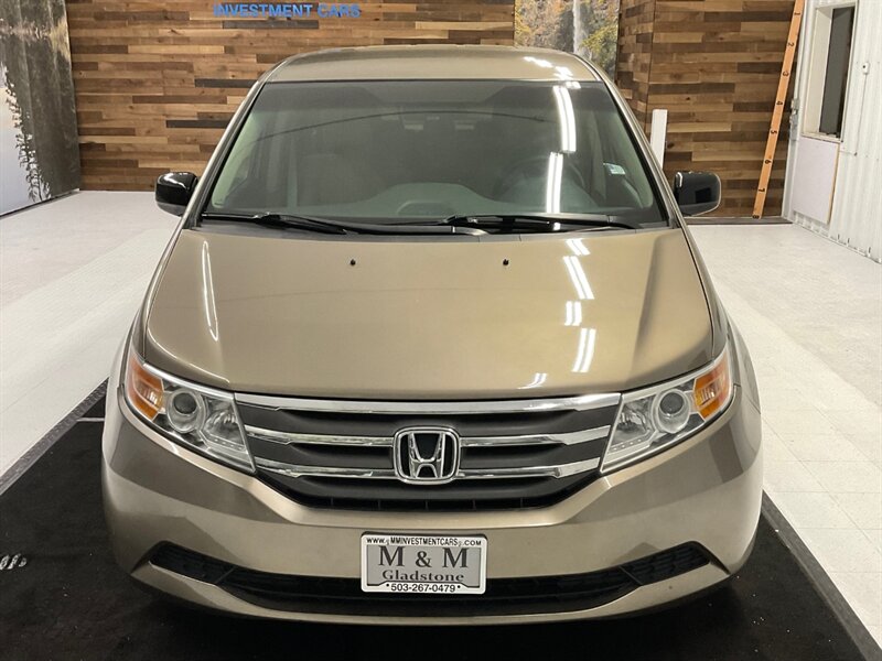 2011 Honda Odyssey EX Mini Van / 8-Passenger/TIMING BELT SERVICE DONE  / Backup Camera / Excel Cond / 106,000 MILES - Photo 5 - Gladstone, OR 97027