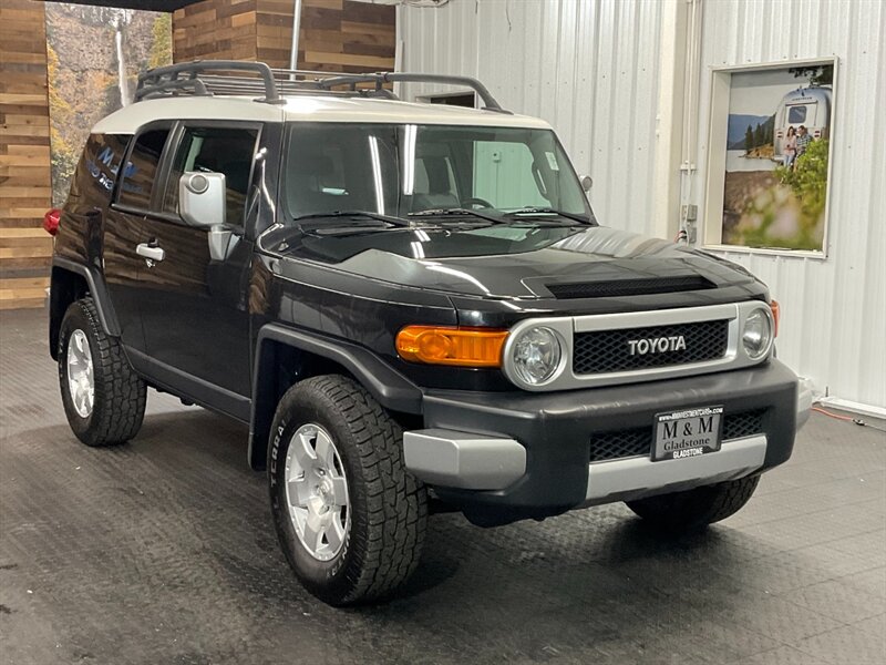 2007 Toyota FJ Cruiser 4dr SUV 4X4/ RR DIFF   - Photo 2 - Gladstone, OR 97027