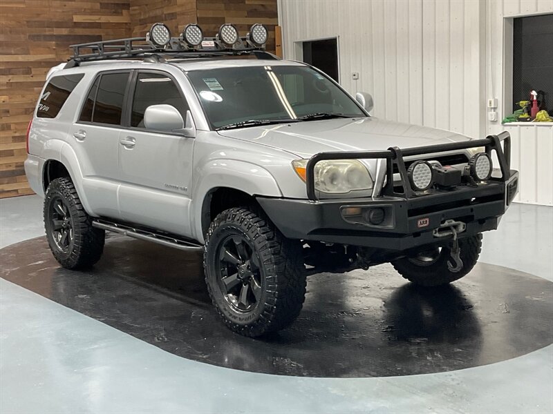 2008 Toyota 4Runner Limited 4X4 / 4.7L V8 / CUSTOM BUILT / 136K MILES  / LOCAL NO RUST - Photo 2 - Gladstone, OR 97027