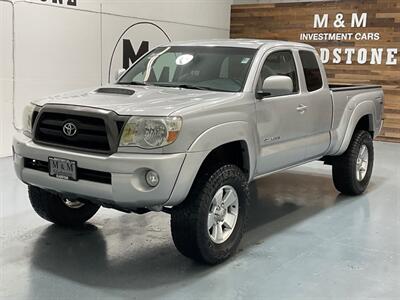 2005 Toyota Tacoma V6 TRD SPORT 4X4 / 6-SPEED MANUAL / LIFTED LIFTED  / ZERO RUST Truck