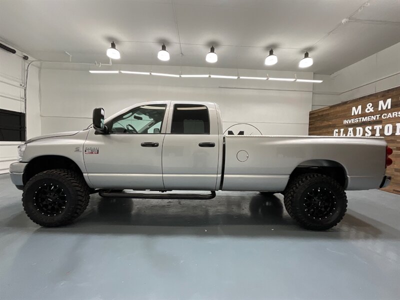 2008 Dodge Ram 3500 SLT BIG HORN 4X4 / 6.7L DIESEL  / 6-SPEED MANUAL  / 1-OWNER LOCAL / ZERO RUST / LEVELED w. BRAND NEW WHEELS & TIRES / 1-TON / SRW / LONG BED - Photo 3 - Gladstone, OR 97027