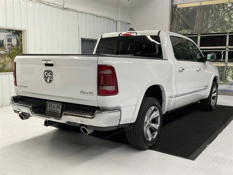 2022 RAM 1500 Limited Crew Cab 4X4 / 5.7L Hemi / 7,000 MILES  / 1-OWNER LOCAL / PANORAMIC SUNROOF / Leather w. Heated & Cooled Seats / Trailer brake / Technology Pkg / FULLY LOADED - Photo 8 - Gladstone, OR 97027