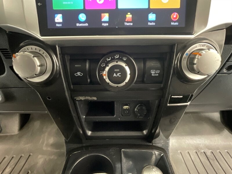 2015 Toyota 4Runner Trail 4X4 / CUSTOM BUILT / 1-OWNER LOCAL SUV / ZERO RUST / CRAWL CONTROL - Photo 21 - Gladstone, OR 97027