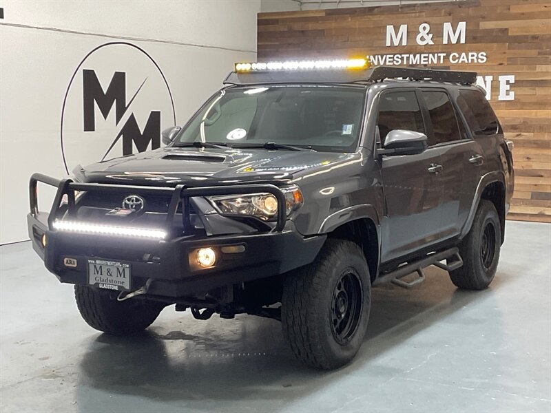 2015 Toyota 4Runner Trail 4X4 / CUSTOM BUILT / 1-OWNER LOCAL SUV / ZERO RUST / CRAWL CONTROL - Photo 25 - Gladstone, OR 97027