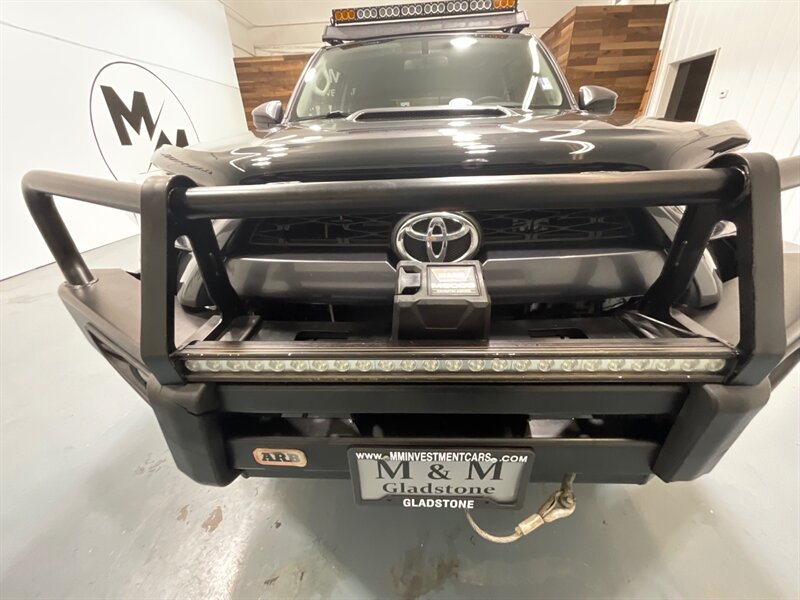 2015 Toyota 4Runner Trail 4X4 / CUSTOM BUILT / 1-OWNER LOCAL SUV / ZERO RUST / CRAWL CONTROL - Photo 10 - Gladstone, OR 97027