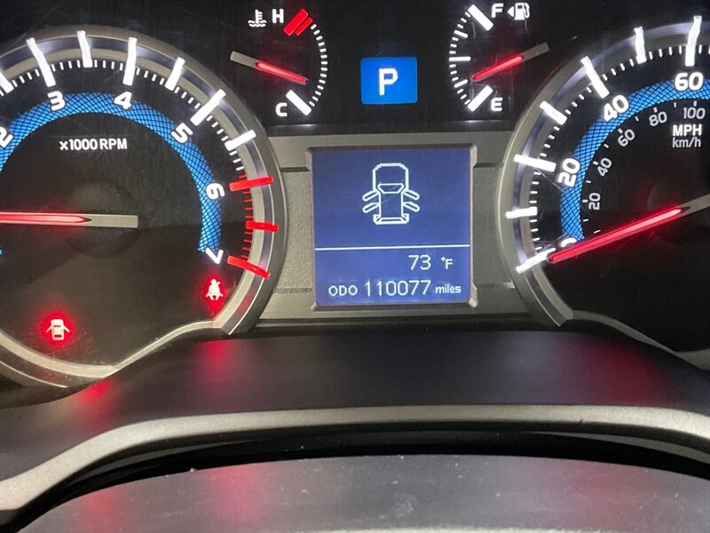 2015 Toyota 4Runner Trail 4X4 / CUSTOM BUILT / 1-OWNER LOCAL SUV / ZERO RUST / CRAWL CONTROL - Photo 48 - Gladstone, OR 97027