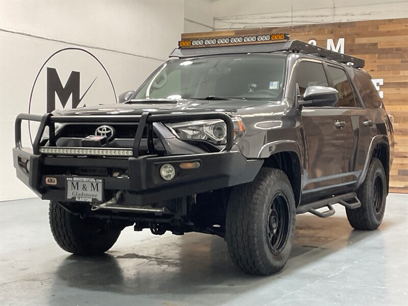 2015 Toyota 4Runner Trail 4X4 / CUSTOM BUILT / 1-OWNER LOCAL SUV / ZERO RUST / CRAWL CONTROL - Photo 1 - Gladstone, OR 97027