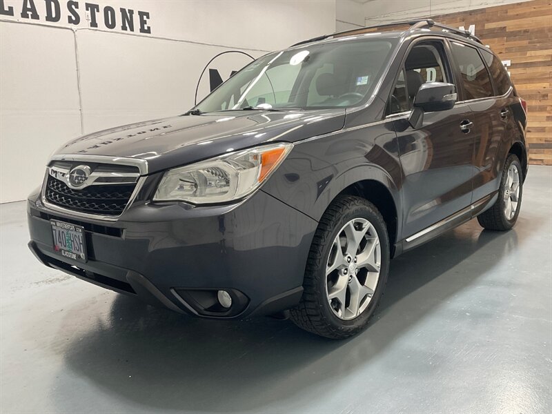 2015 Subaru Forester 2.5i Touring AWD / Leather / 1-OWNER /62K MILES  / Panoramic Sunroof / Heated Seats / Towing Pkg / Backup Camera - Photo 1 - Gladstone, OR 97027