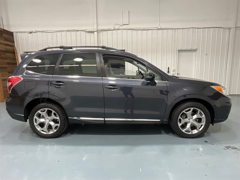 2015 Subaru Forester 2.5i Touring AWD / Leather / 1-OWNER /62K MILES  / Panoramic Sunroof / Heated Seats / Towing Pkg / Backup Camera - Photo 4 - Gladstone, OR 97027