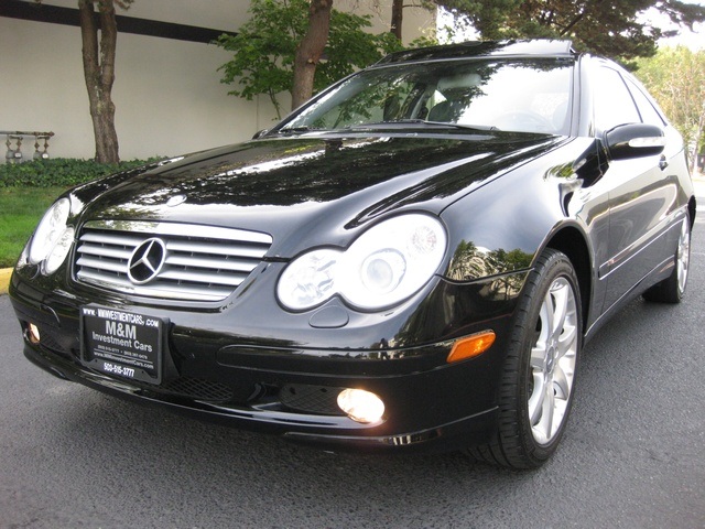 2003 Mercedes-Benz C320/ Sport Coupe/ Leather/Auto/Panoramic Sunroof   - Photo 40 - Portland, OR 97217