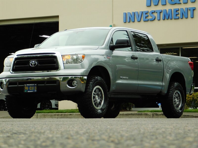 2013 Toyota Tundra Crew Max 4X4 5.7L / 1-OWNER / NEW LIFT TRD WHEELS