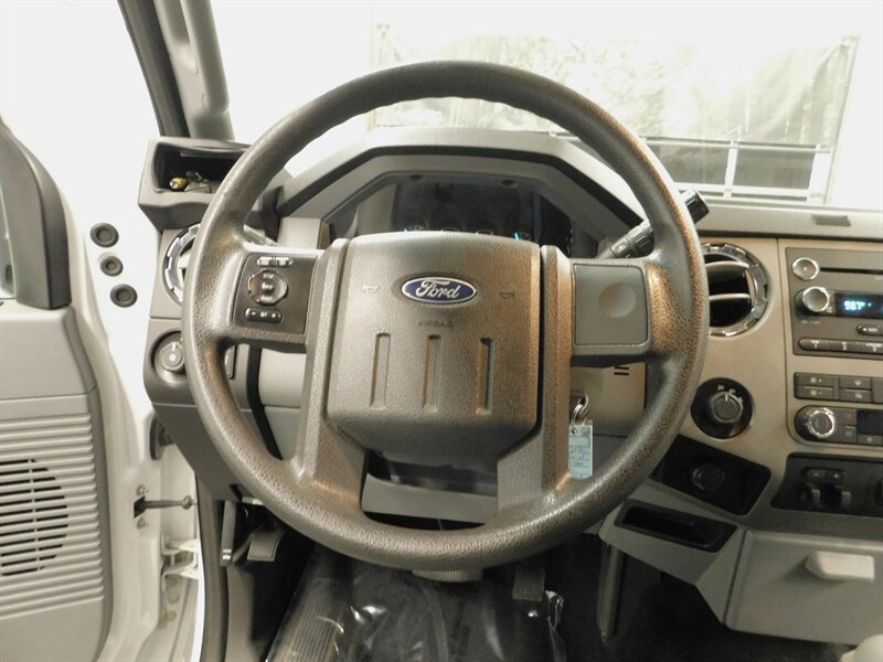 2012 Ford F-250 Super Duty Lariat 4X   - Photo 25 - Gladstone, OR 97027