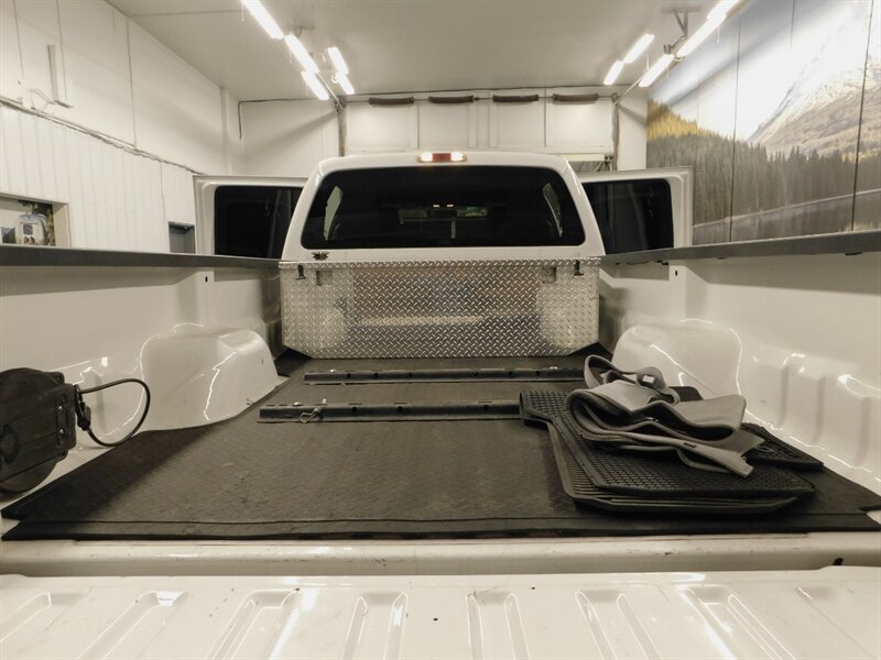 2012 Ford F-250 Super Duty Lariat 4X   - Photo 20 - Gladstone, OR 97027