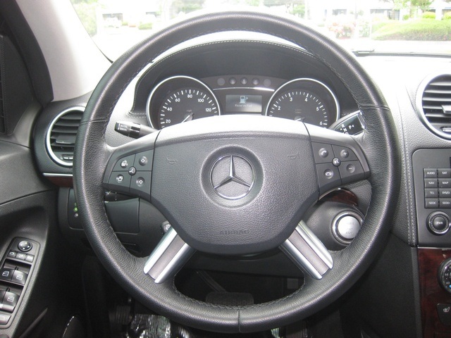 2008 Mercedes-Benz GL550/ AWD/ Navi/ Rear DVDS/3rd Seat   - Photo 29 - Portland, OR 97217