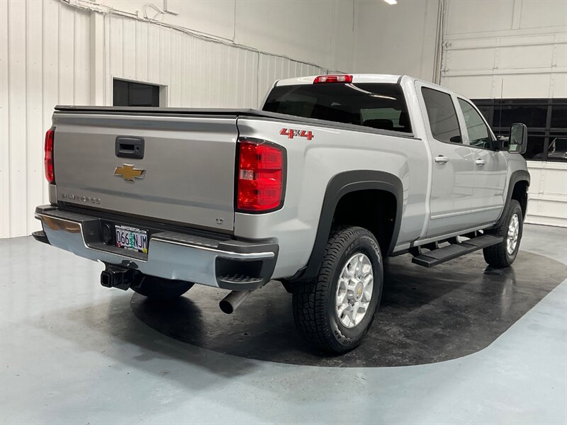 2019 Chevrolet Silverado 2500 LT Crew Cab 4X4 / 6.0L V8 GAS / ONLY 40,000 MILES  / Leather Heated Seats - Photo 7 - Gladstone, OR 97027