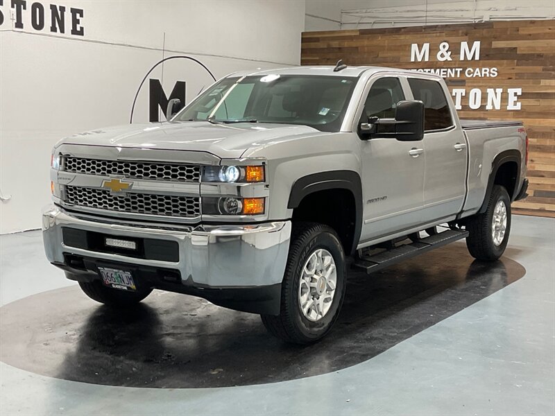 2019 Chevrolet Silverado 2500 LT Crew Cab 4X4 / 6.0L V8 GAS / ONLY 40,000 MILES  / Leather Heated Seats - Photo 59 - Gladstone, OR 97027