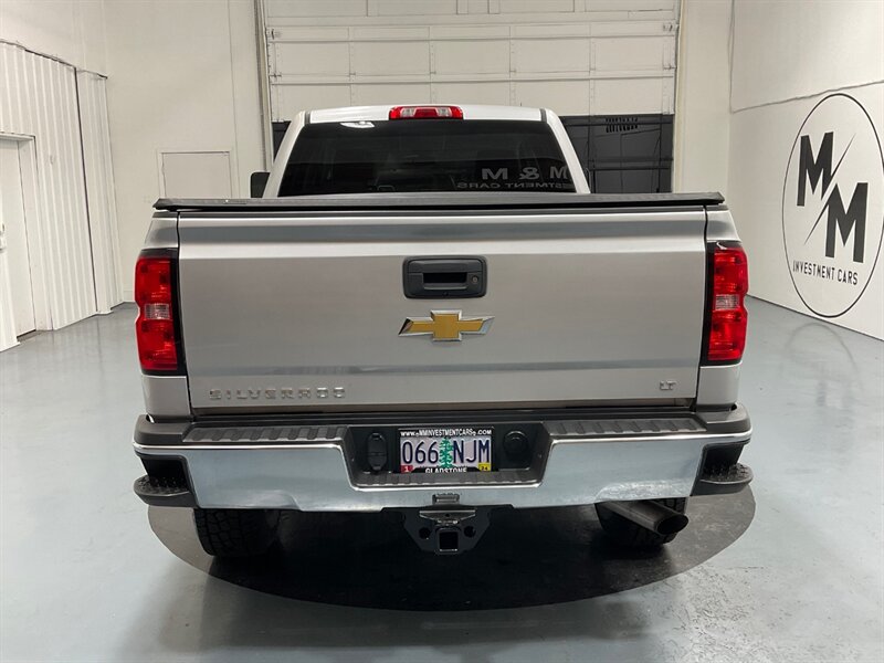 2019 Chevrolet Silverado 2500 LT Crew Cab 4X4 / 6.0L V8 GAS / ONLY 40,000 MILES  / Leather Heated Seats - Photo 6 - Gladstone, OR 97027