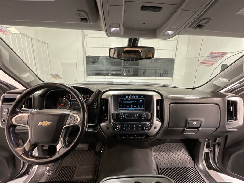 2019 Chevrolet Silverado 2500 LT Crew Cab 4X4 / 6.0L V8 GAS / ONLY 40,000 MILES  / Leather Heated Seats - Photo 42 - Gladstone, OR 97027