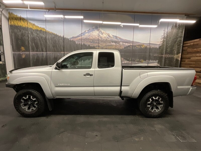 2008 Toyota Tacoma V6 SR5 4X4 / 4.0L V6 / 6-SPEED / LIFTED  Custom Bumper / RUST FREE / SHARP & CLEAN !! - Photo 3 - Gladstone, OR 97027