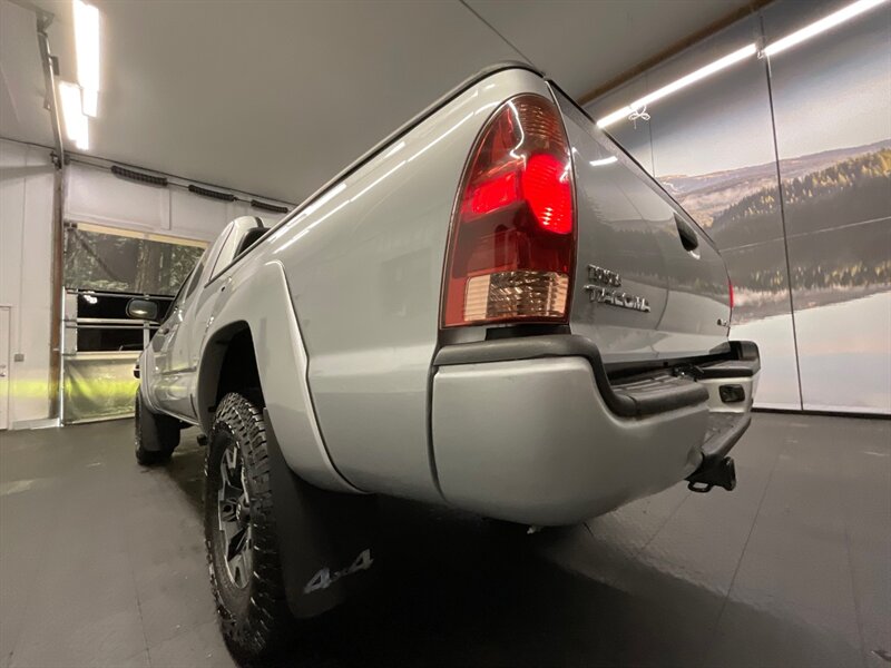 2008 Toyota Tacoma V6 SR5 4X4 / 4.0L V6 / 6-SPEED / LIFTED  Custom Bumper / RUST FREE / SHARP & CLEAN !! - Photo 12 - Gladstone, OR 97027