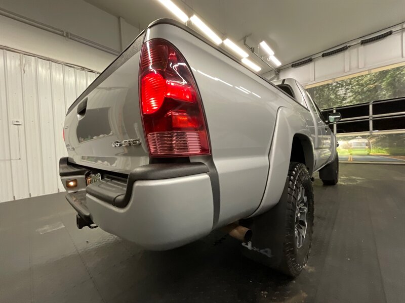 2008 Toyota Tacoma V6 SR5 4X4 / 4.0L V6 / 6-SPEED / LIFTED  Custom Bumper / RUST FREE / SHARP & CLEAN !! - Photo 11 - Gladstone, OR 97027