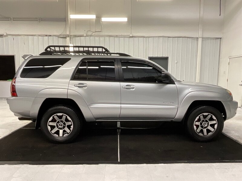 2004 Toyota 4Runner SR5  / LOCAL SUV / RUST FREE - Photo 4 - Gladstone, OR 97027