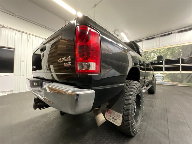 2005 Dodge Ram 2500 SLT 4X4 / 5.9L CUMMINS DIESEL / 1-OWNER / LIFTED  BRAND NEW WHEELS & TIRES / LOCAL OREGON TRUCK / RUST FREE / BEAUTIFUL TRUCK - Photo 12 - Gladstone, OR 97027