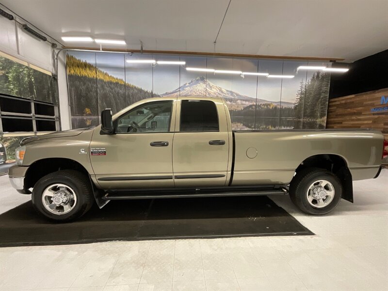 2007 Dodge Ram 2500 SLT BIG HORN 4X4 / 6.7L DIESEL /1-OWNER / 89K MILE  / LOCAL OREGON TRUCK / RUST FREE / LONG BED / Power Sliding rear window / ONLY 89,000 MILES - Photo 31 - Gladstone, OR 97027