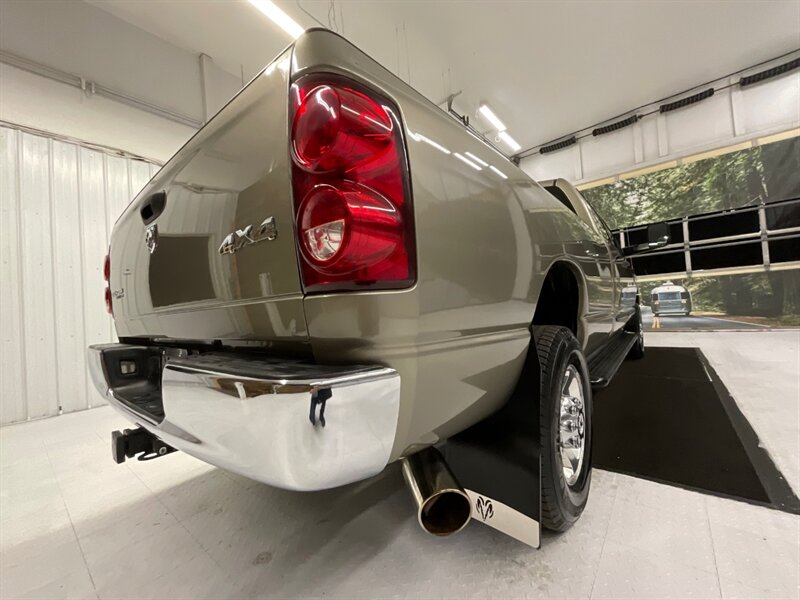 2007 Dodge Ram 2500 SLT BIG HORN 4X4 / 6.7L DIESEL /1-OWNER / 89K MILE  / LOCAL OREGON TRUCK / RUST FREE / LONG BED / Power Sliding rear window / ONLY 89,000 MILES - Photo 10 - Gladstone, OR 97027