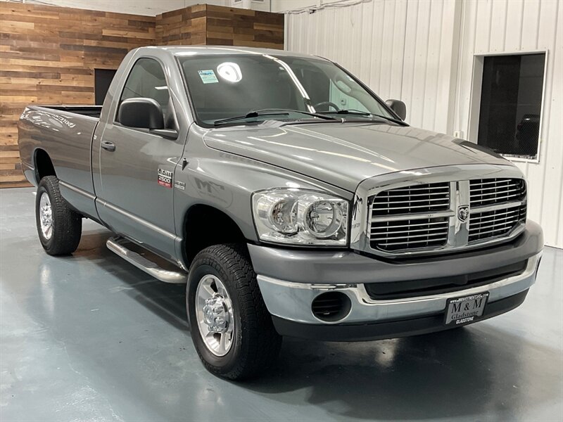 2008 Dodge Ram 2500 SXT Regular Cab 4X4 / 5.7L V8 HEMI / 70,000 MILES  / LOCAL TRUCK w. ZERO RUST - Photo 2 - Gladstone, OR 97027