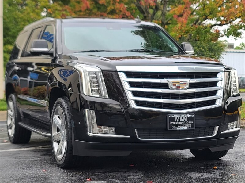 2018 Cadillac Escalade Luxury SUV 4X4 / 7-SEATER / LEATHER / FULLY LOADED  / NAVi / REAR CAM / HEADS-UP DISPLAY / COOLED SEATS / EXCELLENT SHAPE - Photo 2 - Portland, OR 97217