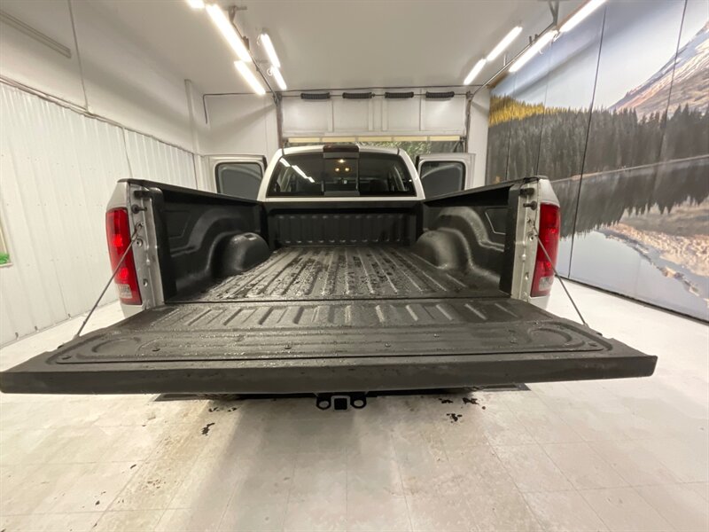 2004 Dodge Ram 2500 Laramie  / Leather / NEW WHEELS & TIRES - Photo 12 - Gladstone, OR 97027