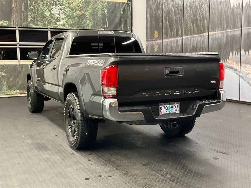 2017 Toyota Tacoma TRD Off-Road 4X4 / V6 / LONG BED / Tech Pkg/LIFTED  Navigation & Backup Camera / LIFTED w/ 33 " A/T TIRES & 17 " XD WHEELS / LOCAL TRUCK / RUST FREE / LONG BED - Photo 8 - Gladstone, OR 97027