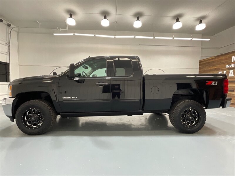 2013 Chevrolet Silverado 2500 LT Z-71 OFF RD 4X4 / 6.6L DIESEL / 68,000 MILES / Short Bed / Leather Seats / Brand New Tires / ZERO RUST - Photo 3 - Gladstone, OR 97027