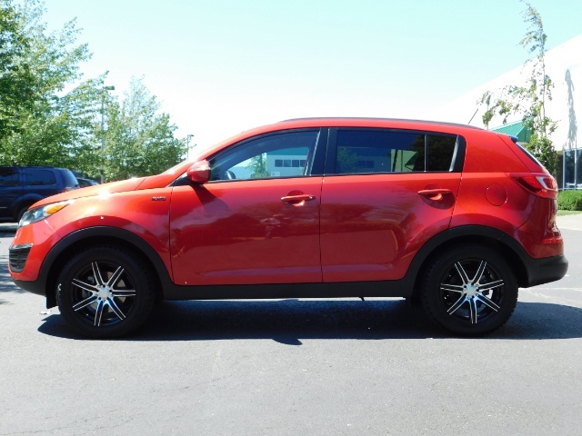 2012 Kia Sportage LX / AWD / Sport Utility / Navigation / Backup cam - Photo 3 - Portland, OR 97217