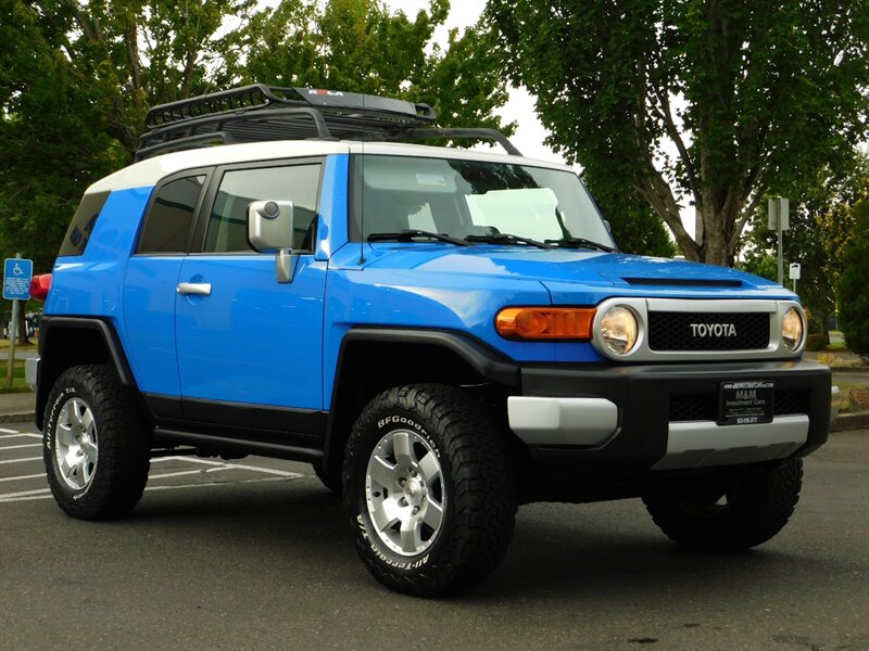 2007 Toyota FJ Cruiser 4x4 / 6-SPEED / LIFTED w.BF GOODRICH/119,000 MILES   - Photo 2 - Portland, OR 97217