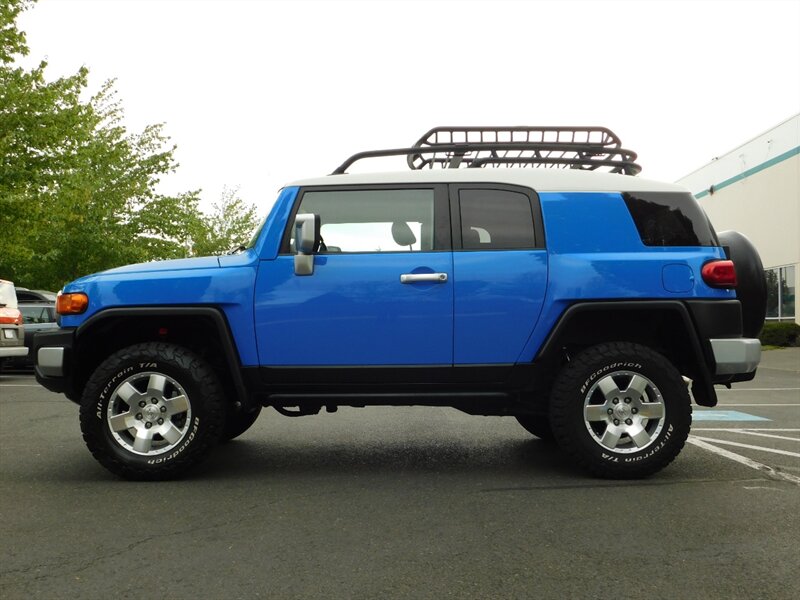 2007 Toyota FJ Cruiser 4x4 / 6-SPEED / LIFTED w.BF GOODRICH/119,000 MILES   - Photo 3 - Portland, OR 97217