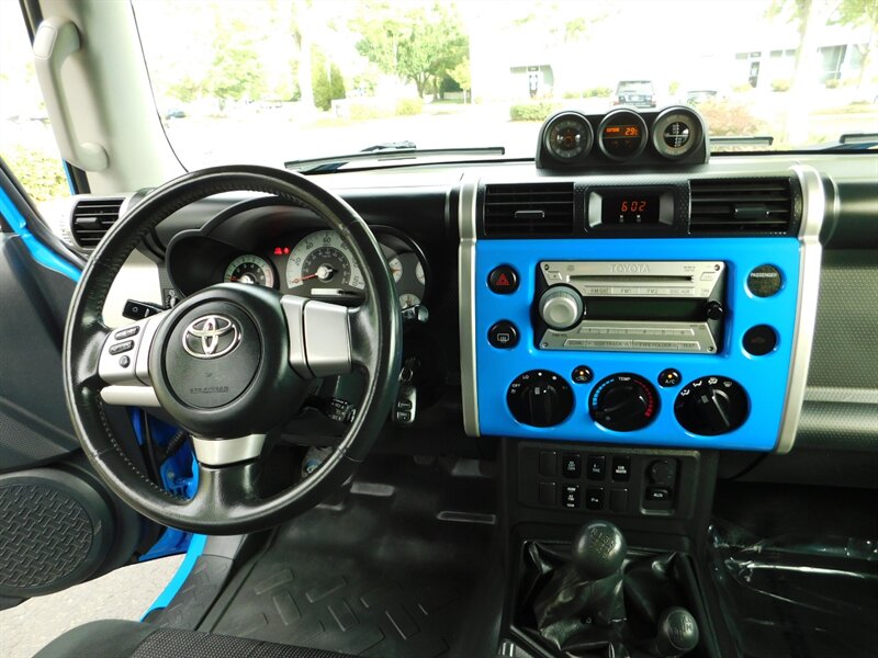 2007 Toyota FJ Cruiser 4x4 / 6-SPEED / LIFTED w.BF GOODRICH/119,000 MILES   - Photo 17 - Portland, OR 97217