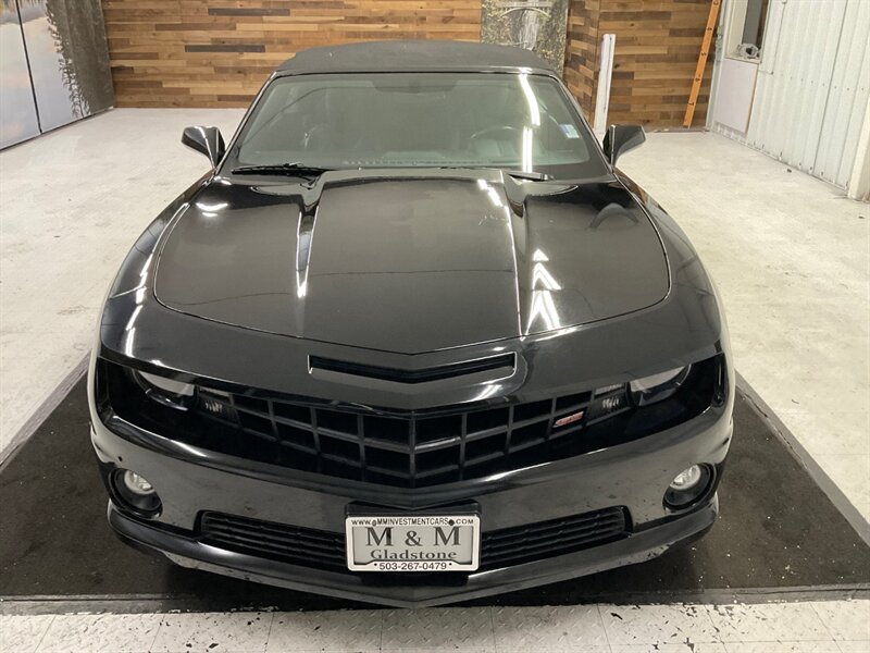 2011 Chevrolet Camaro SS Convertible 2SS/ 6.2L V8 / 6-SPEED/ 32,000 MILE  / Leather & Heated Seats / - Photo 5 - Gladstone, OR 97027