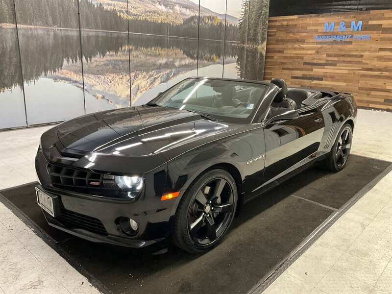 2011 Chevrolet Camaro SS Convertible 2SS/ 6.2L V8 / 6-SPEED/ 32,000 MILE  / Leather & Heated Seats / - Photo 25 - Gladstone, OR 97027