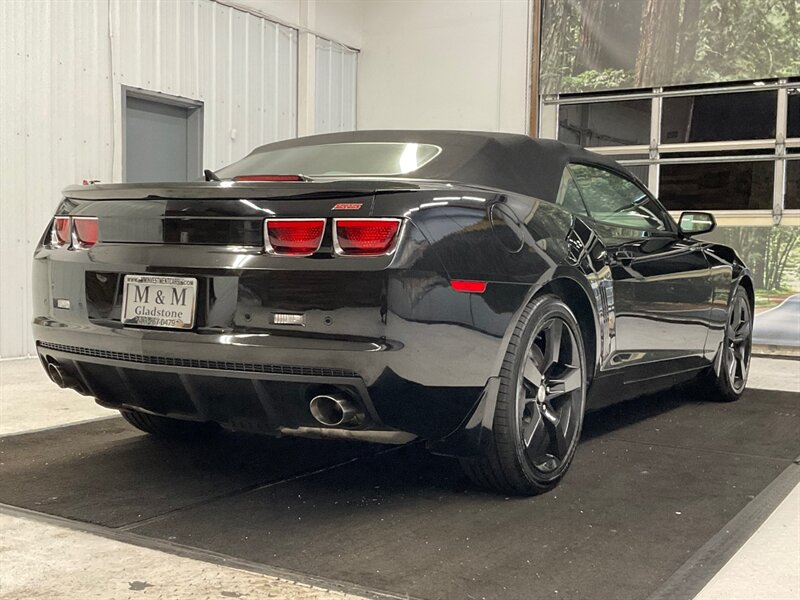 2011 Chevrolet Camaro SS Convertible 2SS/ 6.2L V8 / 6-SPEED/ 32,000 MILE  / Leather & Heated Seats / - Photo 8 - Gladstone, OR 97027