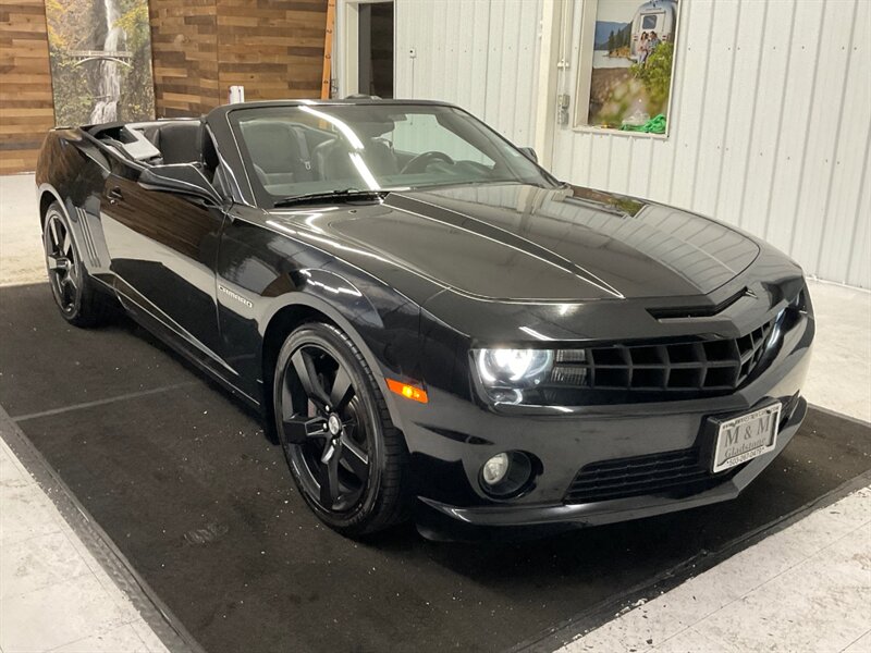 2011 Chevrolet Camaro SS Convertible 2SS/ 6.2L V8 / 6-SPEED/ 32,000 MILE  / Leather & Heated Seats / - Photo 60 - Gladstone, OR 97027